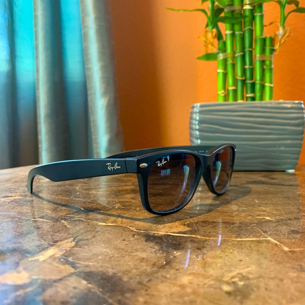 Rayban Polarized New Wayfarer Sunglasses